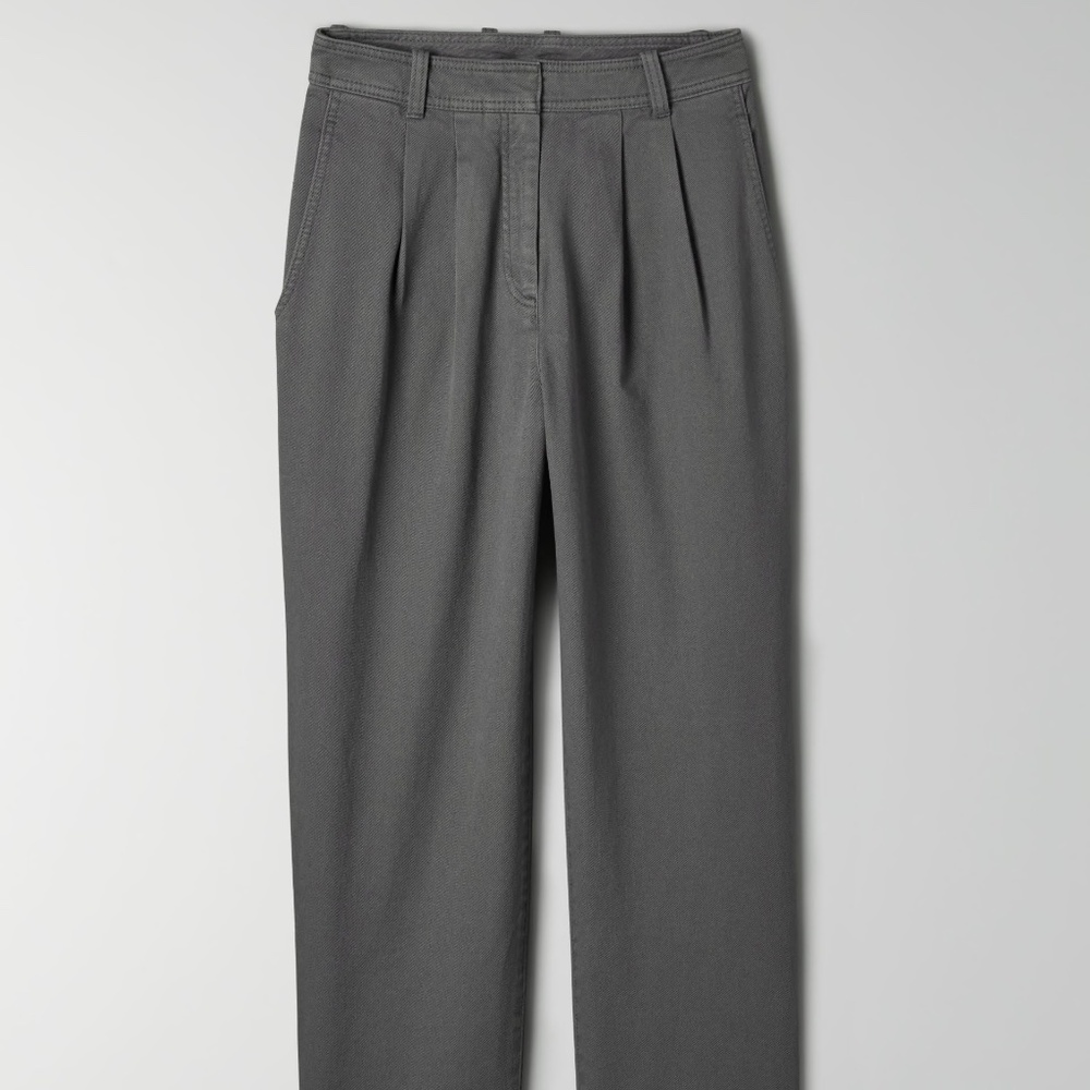 Aritzia - The Group By Babaton Antares Pant